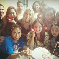 Cena con mis damas - 2