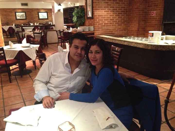 Presuman a su prometido!! - 1