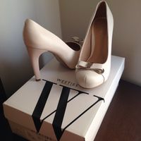 Nuestra boda m y m las zapatillas de la novia. - 1