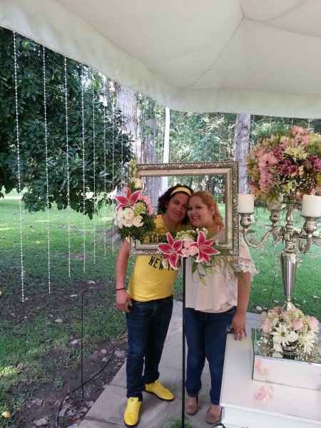 Escogiendo lo de la boda !!