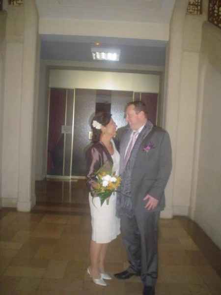 una mas de la boda posando