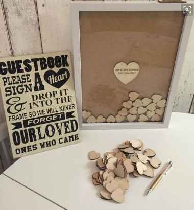 10 .- Libro de firmas corazones