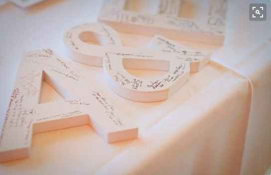19.- Libro de firmas Letras