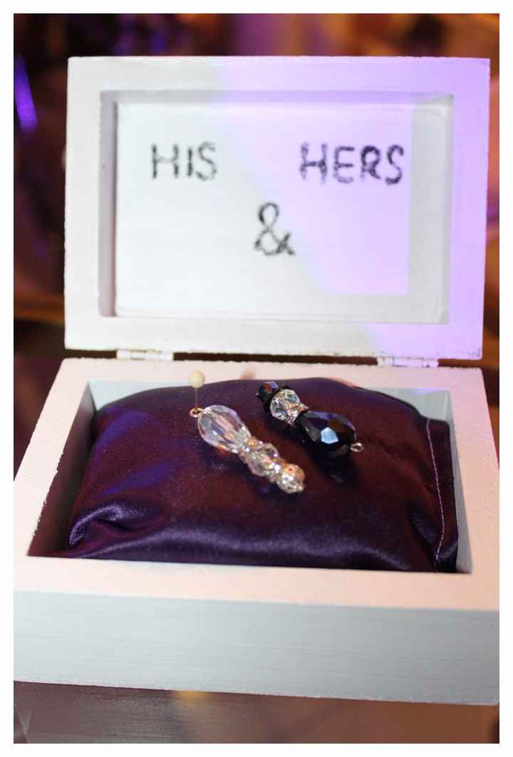 Caja de argollas matrimoniales