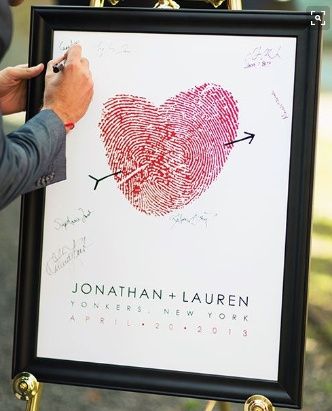 4.- Libro de firmas corazón gigante
