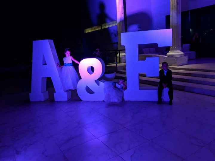 ya nos casamos y ahora les dejo foto de una parte de lo que fue el Evento... - 2