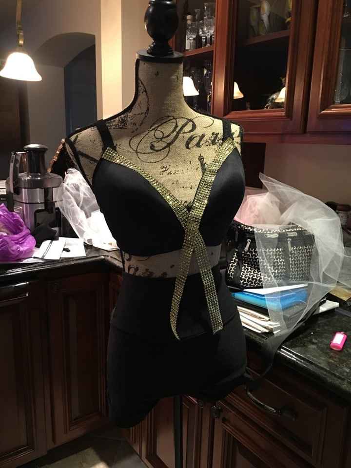 Vestuario para el regalo del novio !!! - 1