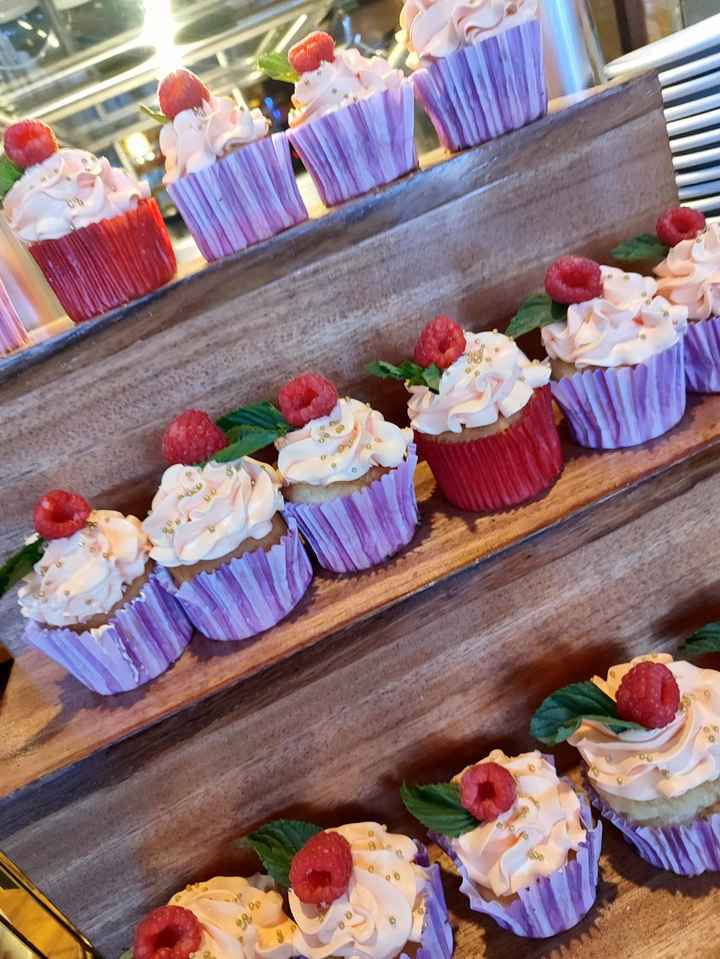 Banquetes o mesa de postres - 6