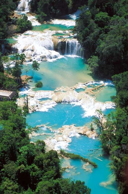 AGUA AZUL
