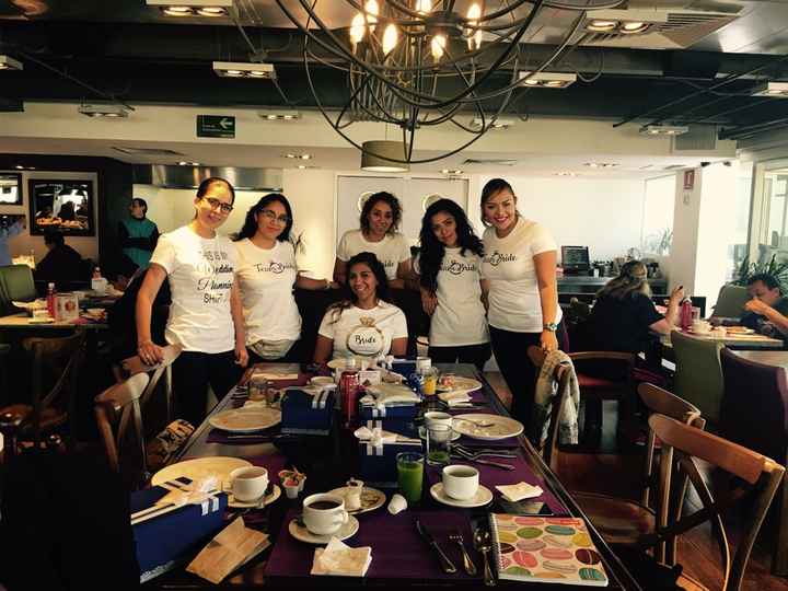 ¿Darás camisetas en tu despedida? - 1