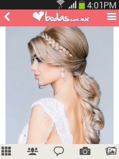 Cual es el peinado ideal para un vestido con espalda descubierta? - 1