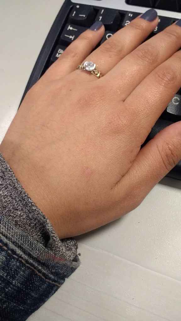 Mi anillo de compromiso - 1