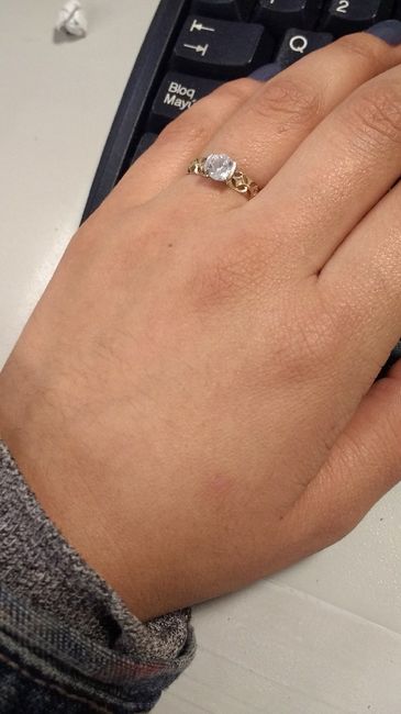 Anillo de compromiso, joyitas - 1