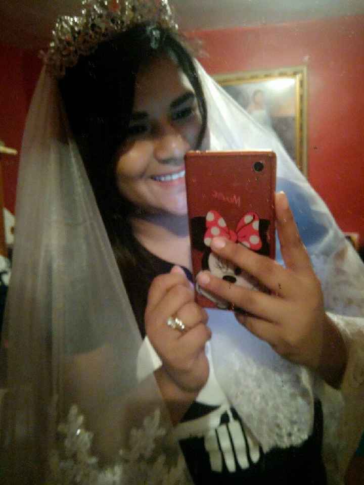  Mi mantilla y corona - 2