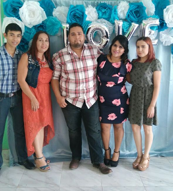 Compromiso oficial - 12