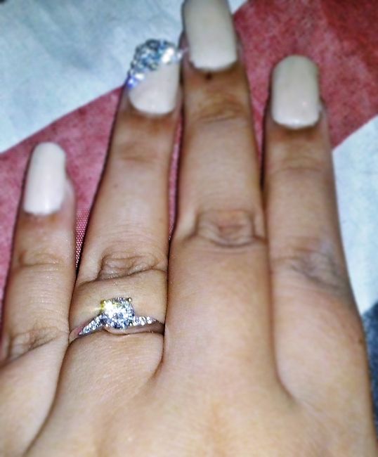 Presuman su anillo de compromiso!! - 4