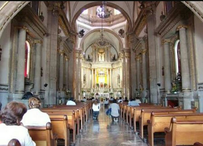 Habemus misa!!! ⛪🌹 - 2
