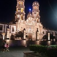 Habemus misa!!! ⛪🌹 - 1