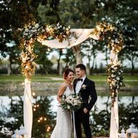 No se les hace que los arreglos florales al menos aquí en cdmx son carísimos? - 1