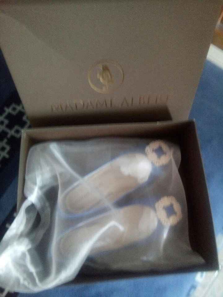 Ya tengo mis zapatos. yeih! - 2