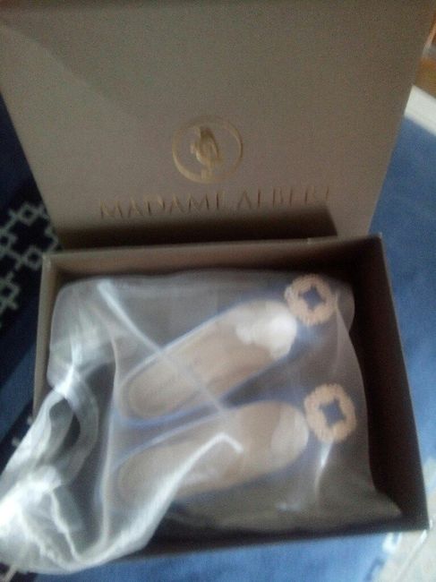 Ya tengo mis zapatos. yeih! - 2