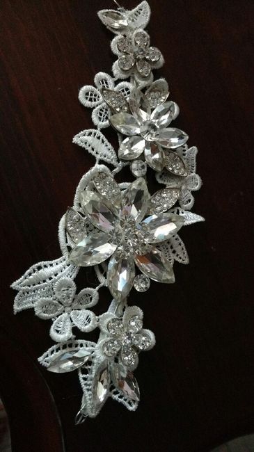 Mis aretes, collar y tocado - 3