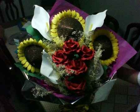 Tulipanes y girasoles de papel