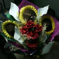 Tulipanes y girasoles de papel