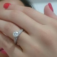 Anillo de compromiso con zirconia? - 1
