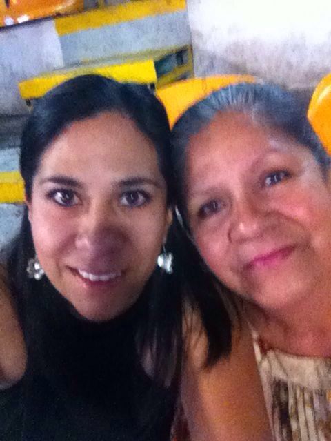 Presentando a nuestras mamas - 1