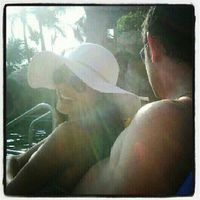 Sube una foto más antigua con tu pareja - 1