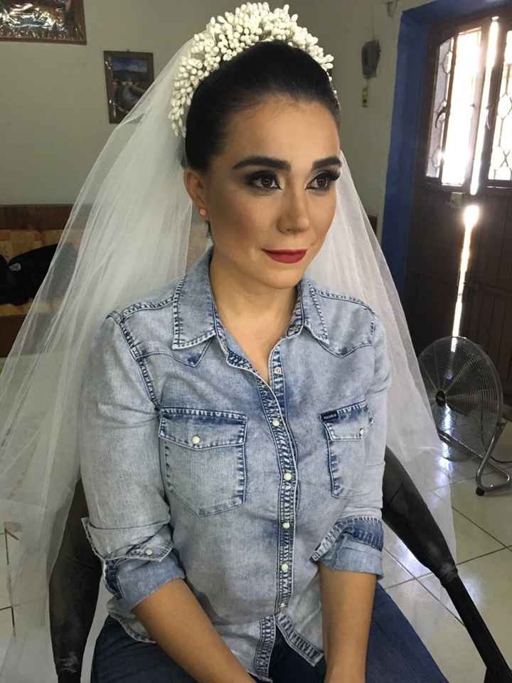 Prueba de maquillaje y peinado - 1