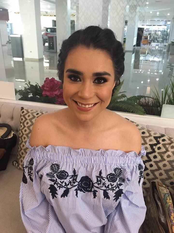 Peinado y Maquillaje