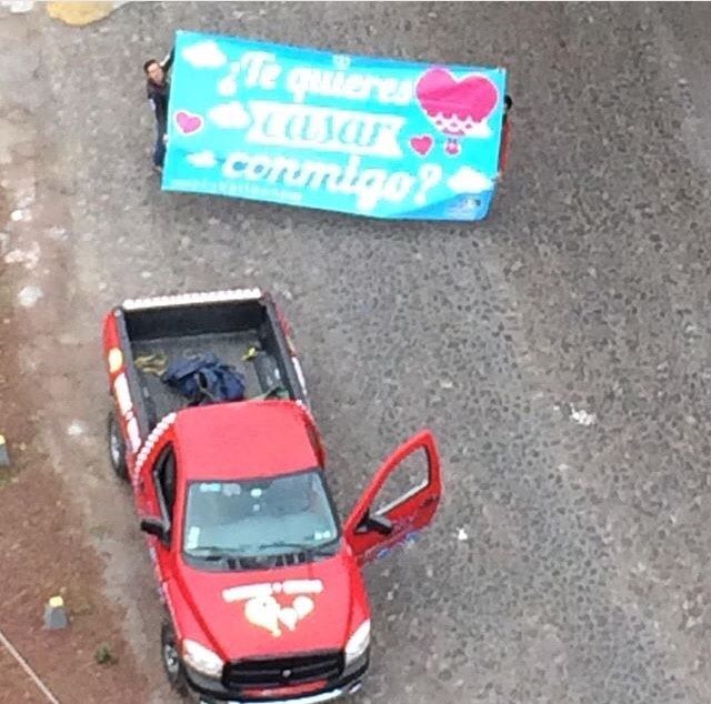 ¿Recuerdan el día en que su prometido les pidió matrimonio?. - 1