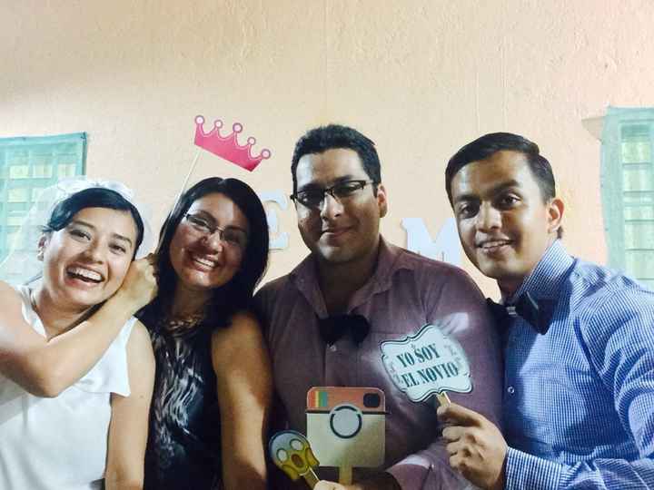MI AMIGA DE LA PREPA Y SU ESPOSO...