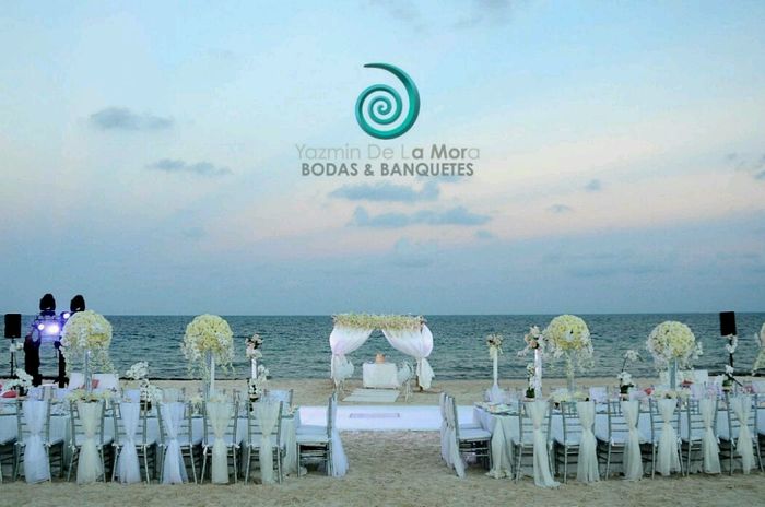 Mesas largas o mesas redondas - 1