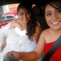 Afuera de la Iglesia con mi mejor Amiga