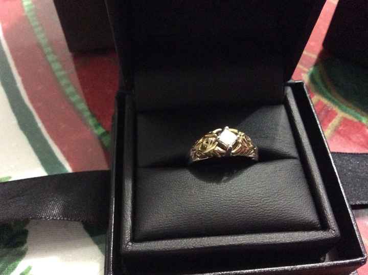 Mi nuevo anillo de compromiso - 3