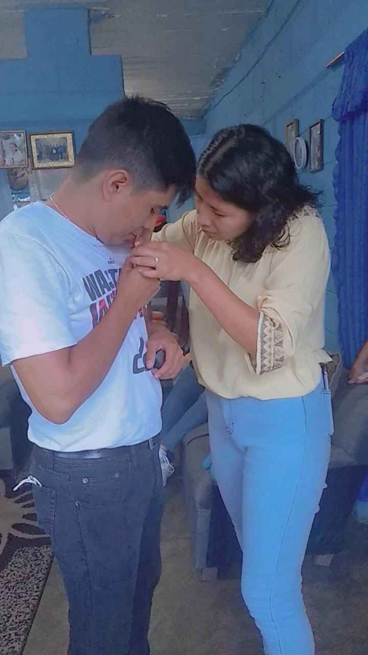 📷Publica la primera foto que se tomaron comprometidos - 1
