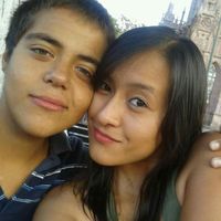 Sube una foto más antigua con tu pareja - 1