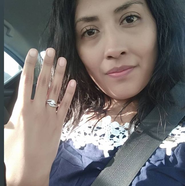 Por último... Muéstranos tu anillo 💍😍 - 1