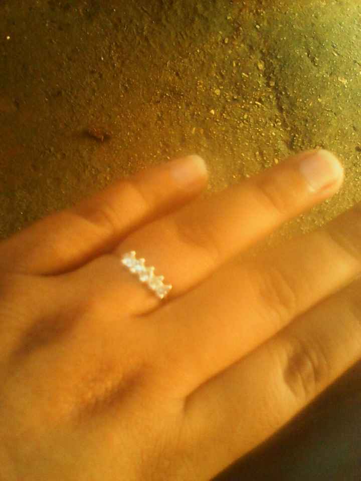 Ya me entrego mi anillo!! - 1