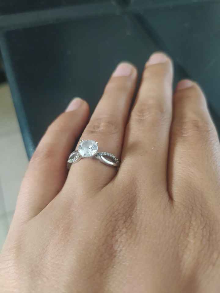Si hubieras podido elegir el anillo de compromiso..🎁 - 1