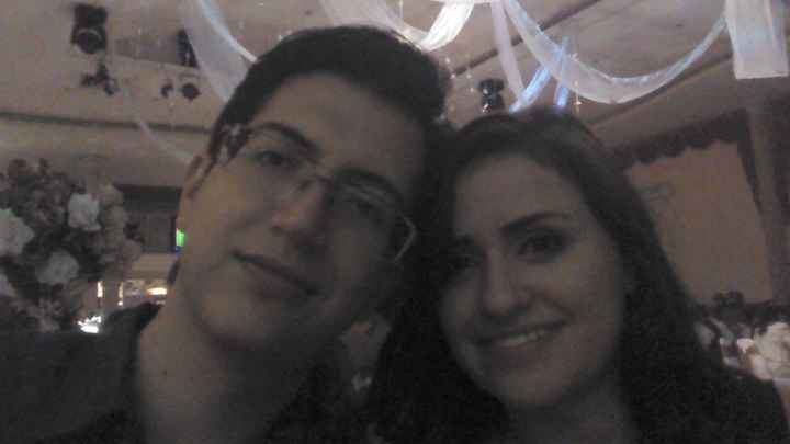 Presuman a sus futuros Maridos  - 1