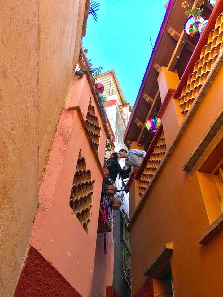 Sentimientos encontrados/boda civil - 2