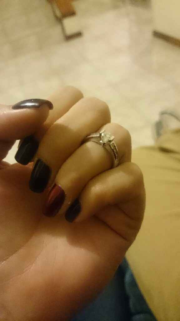 Presuman sus anillos de compromiso nenas! - 1