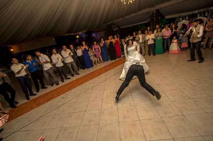 en el baile de la iguana