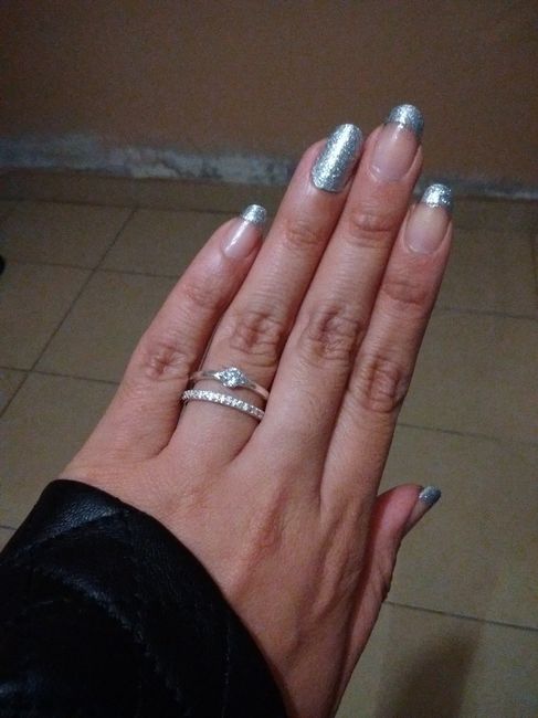 El sustituto. Anillo doble de plata con cristal.