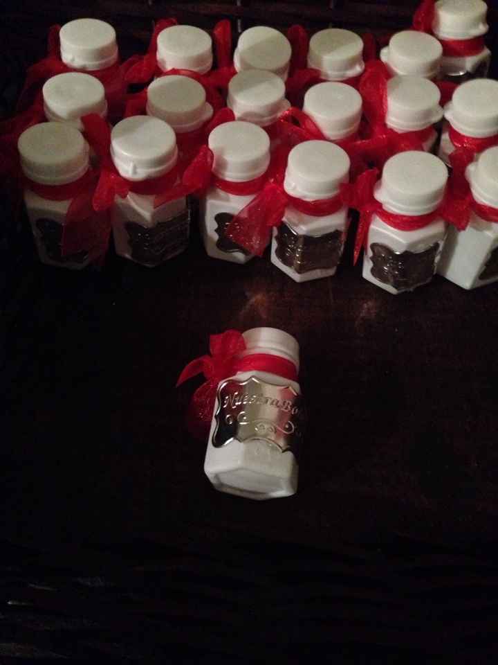 Centro de mesa burbujeros y llaveros - 3