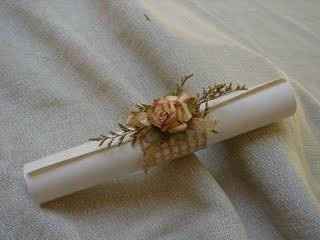 Invitación pergamino 8